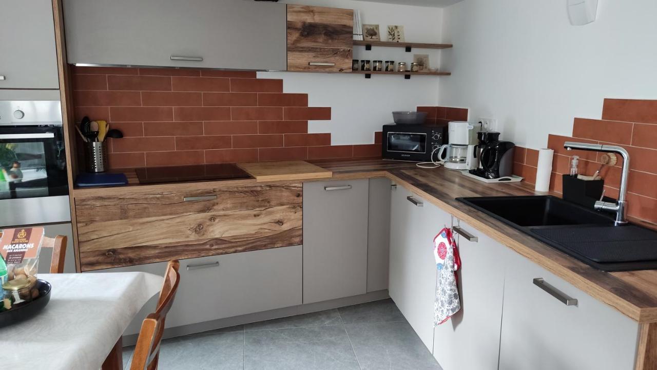 Petite Pause A Pourrieres, Appartement 40M2 Exterior photo