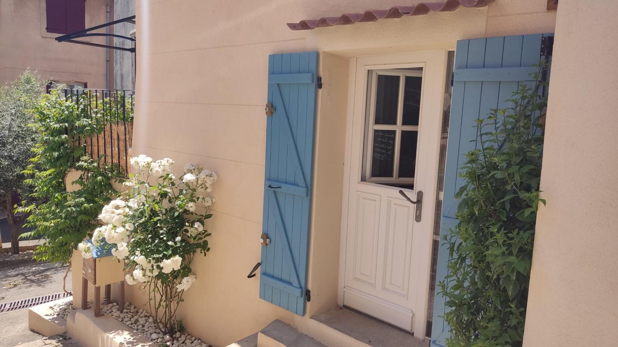 Petite Pause A Pourrieres, Appartement 40M2 Exterior photo